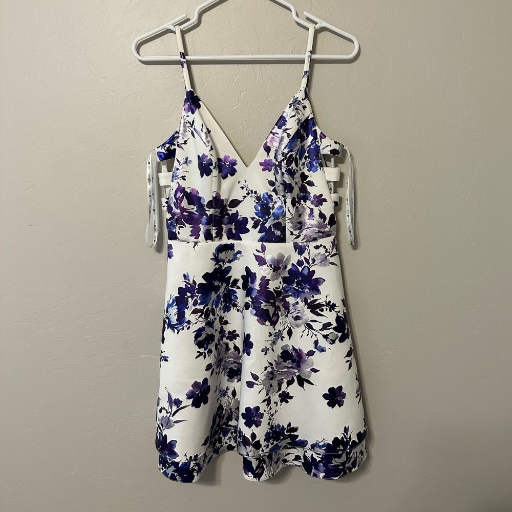 Size 8 Jules & Cleo Purple Mini Dress w/ Side Cutouts Low Neckline